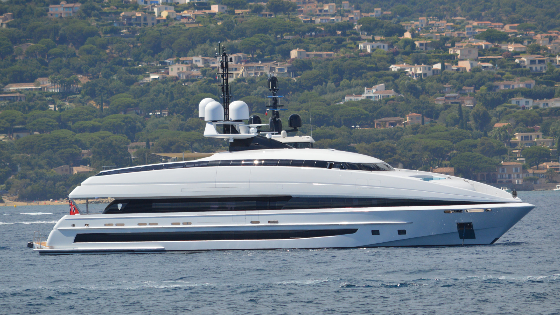 Super Yacht Crazy Me